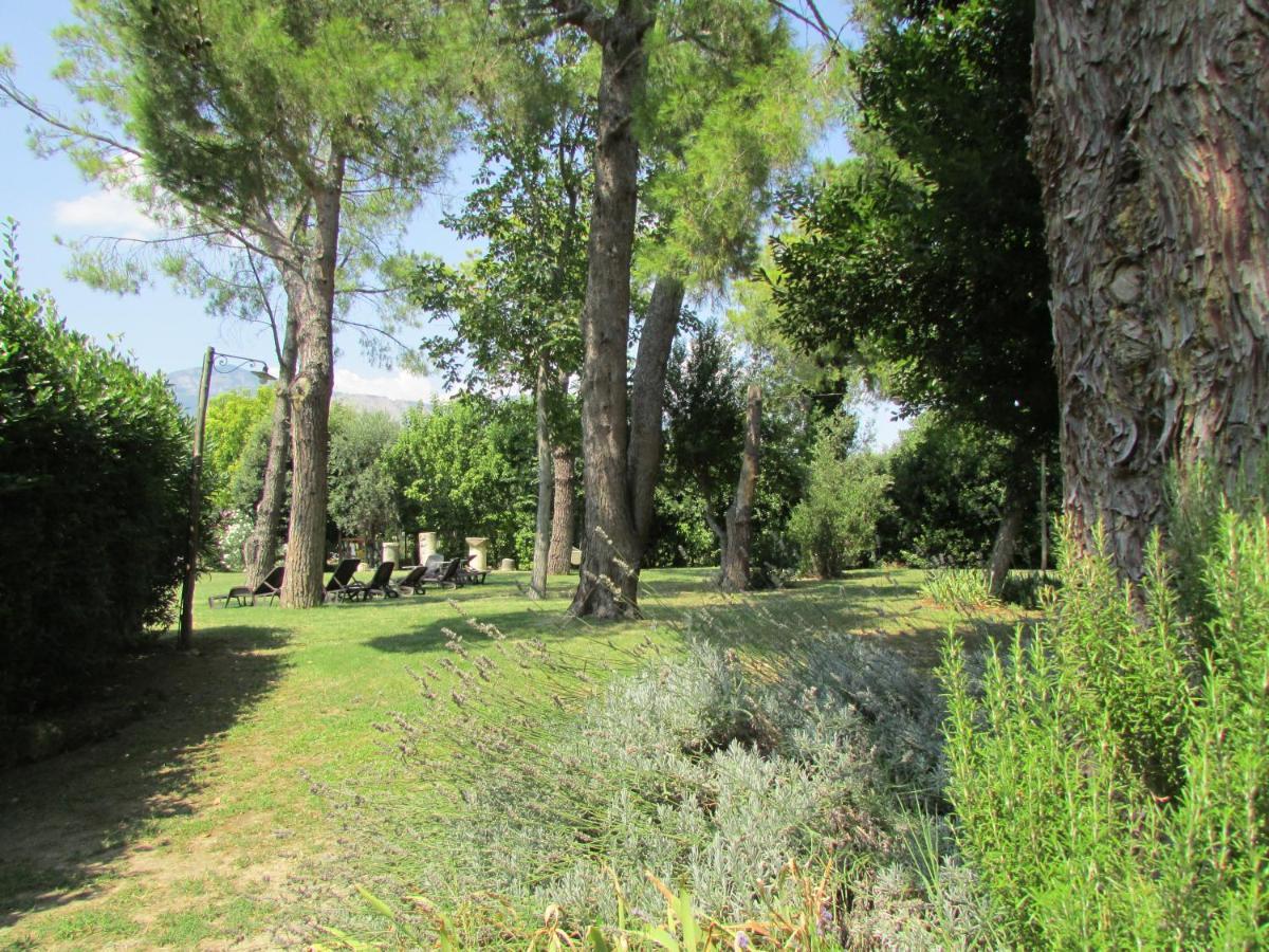 Agriturismo "Borgo Madonna Degli Angeli" - Charming Cottages In The Gardens ! Tocco da Casauria Dış mekan fotoğraf
